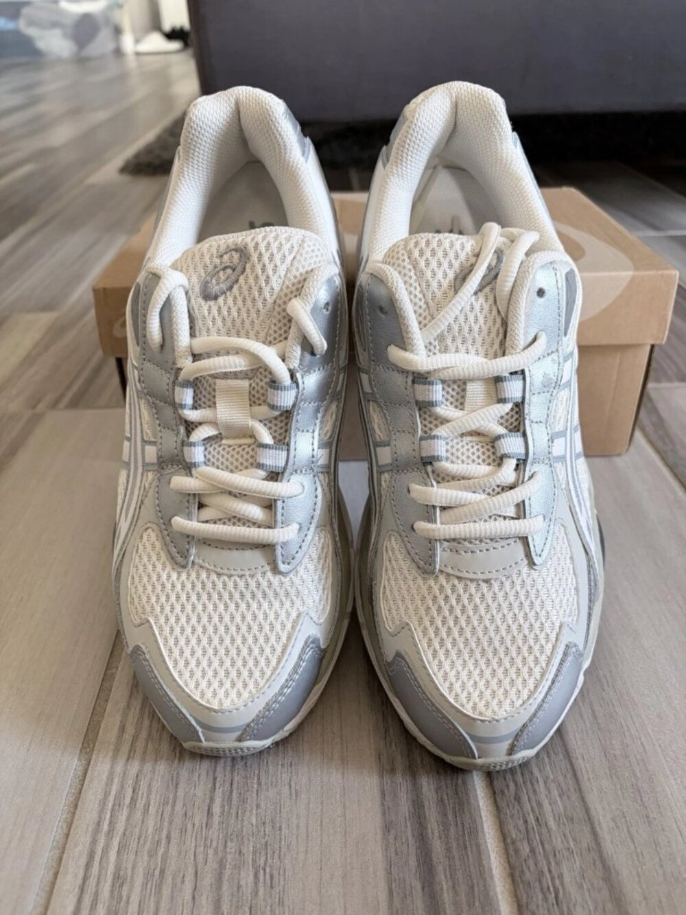 Women's ASICS GEL-NYC 2055 Shoes - Cream Dolphin Grey 1203A542 107 - Picture 5 of 14